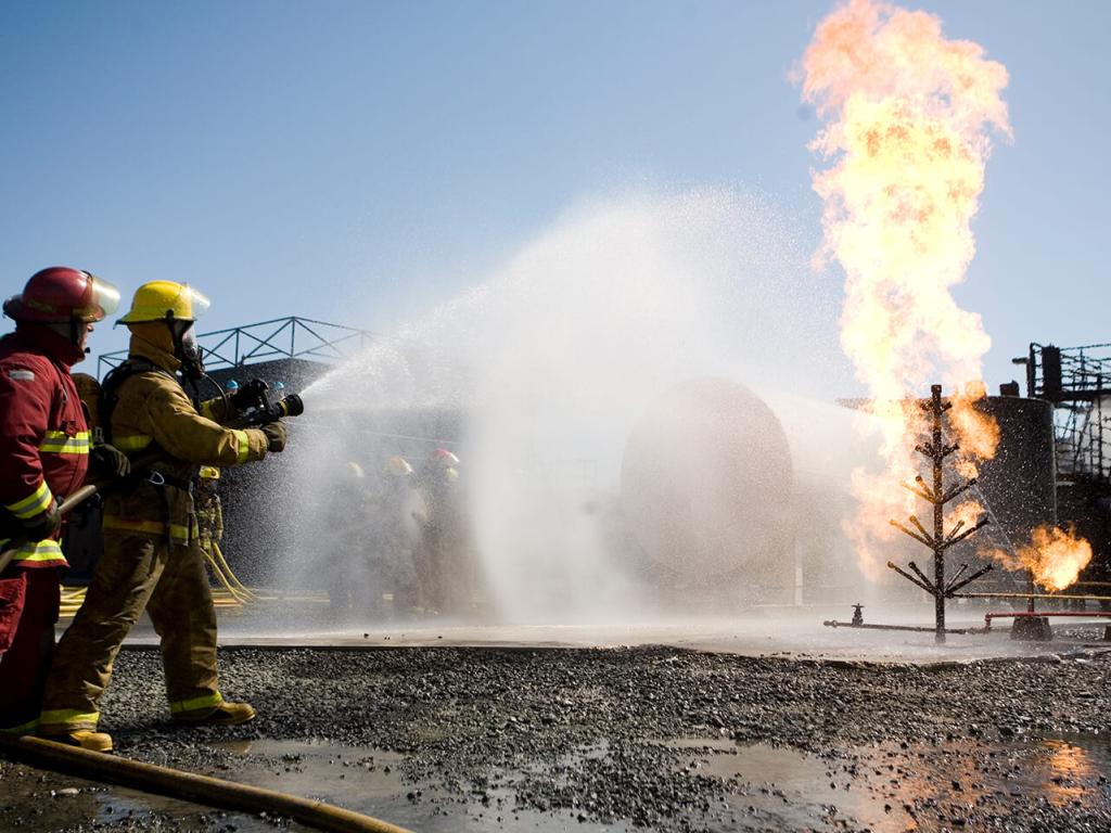 Les incendies de cheminée augmentent : les pompiers rappellent les 5 gestes  pour éviter la catastrophe