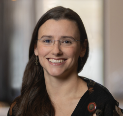 Portrait of researcher Laurence Perreault-Levasseur.